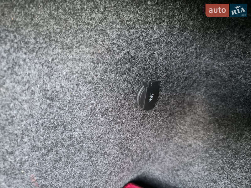 Лифтбек Skoda Superb 2005 в Любомле фото 21 Лифтбек Skoda Superb 2005 в Любомле