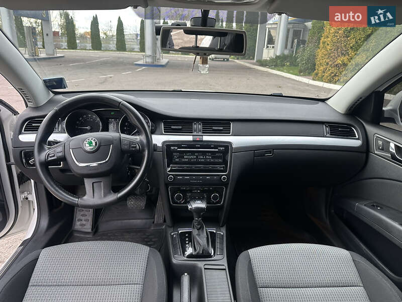 Универсал Skoda Superb 2012 в Ровно фото 18 Универсал Skoda Superb 2012 в Ровно