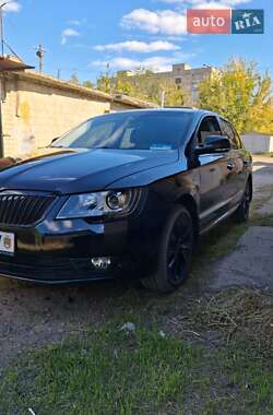 Лифтбек Skoda Superb 2013 в Кривом Роге