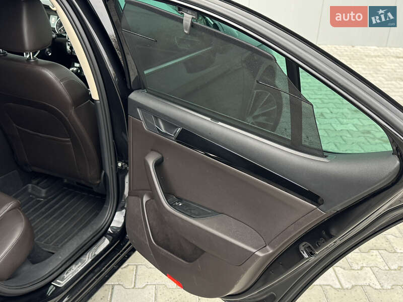 Лифтбек Skoda Superb 2016 в Мукачево