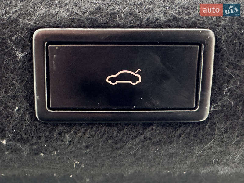 Лифтбек Skoda Superb 2016 в Мукачево