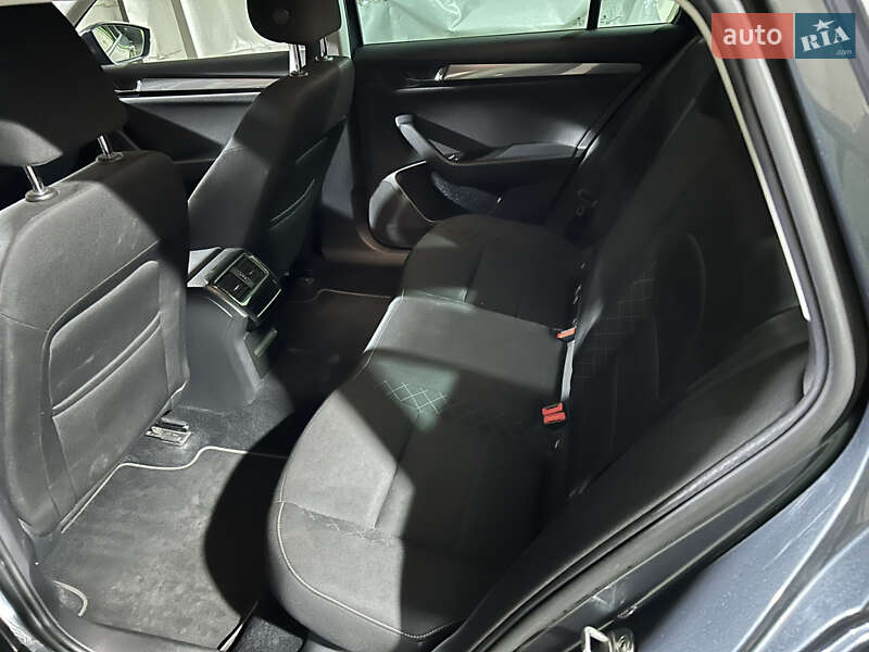 Универсал Skoda Superb 2016 в Кривом Роге