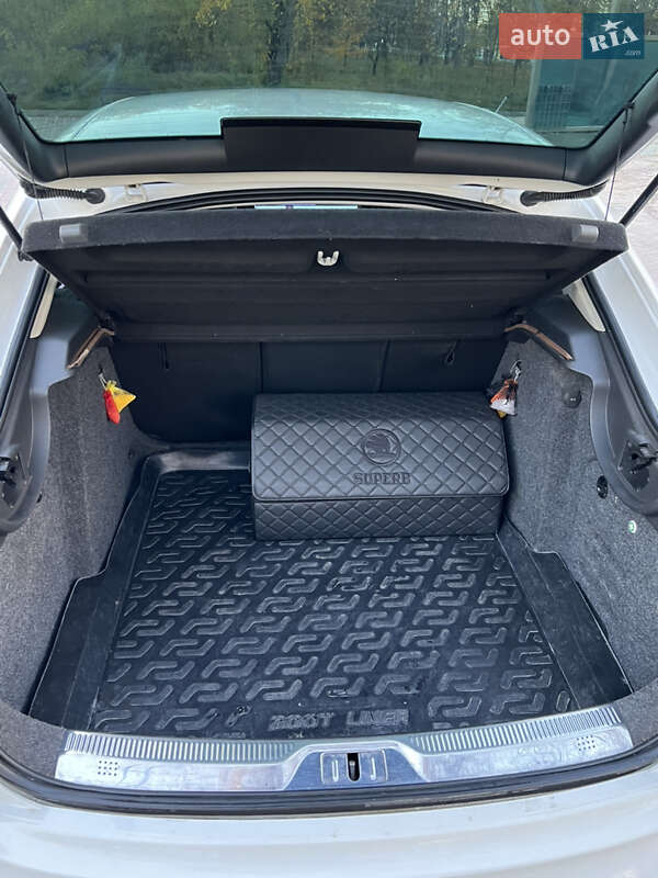 Ліфтбек Skoda Superb 2011 в Ладижині фото 7 Ліфтбек Skoda Superb 2011 в Ладижині
