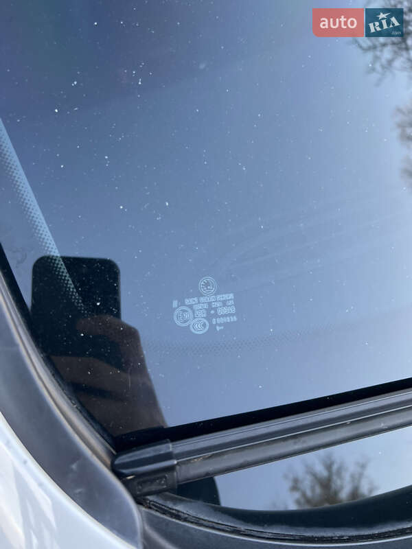 Ліфтбек Skoda Superb 2011 в Ладижині фото 10 Ліфтбек Skoda Superb 2011 в Ладижині