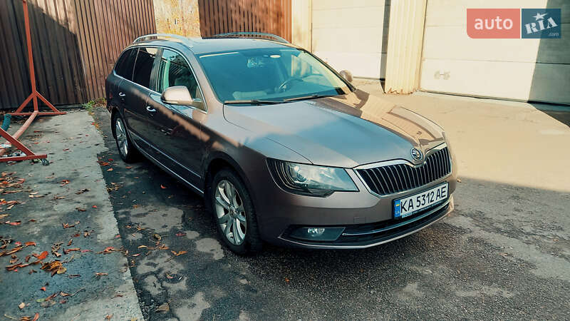 Універсал Skoda Superb 2014 в Києві