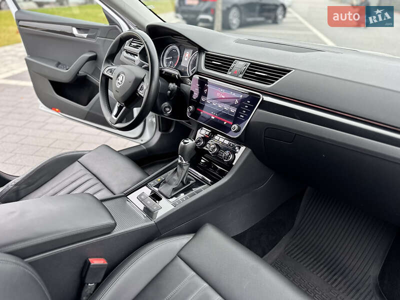 Лифтбек Skoda Superb 2017 в Мукачево