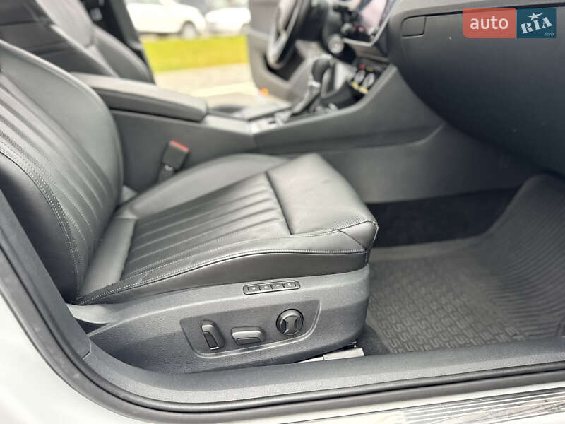 Лифтбек Skoda Superb 2017 в Мукачево