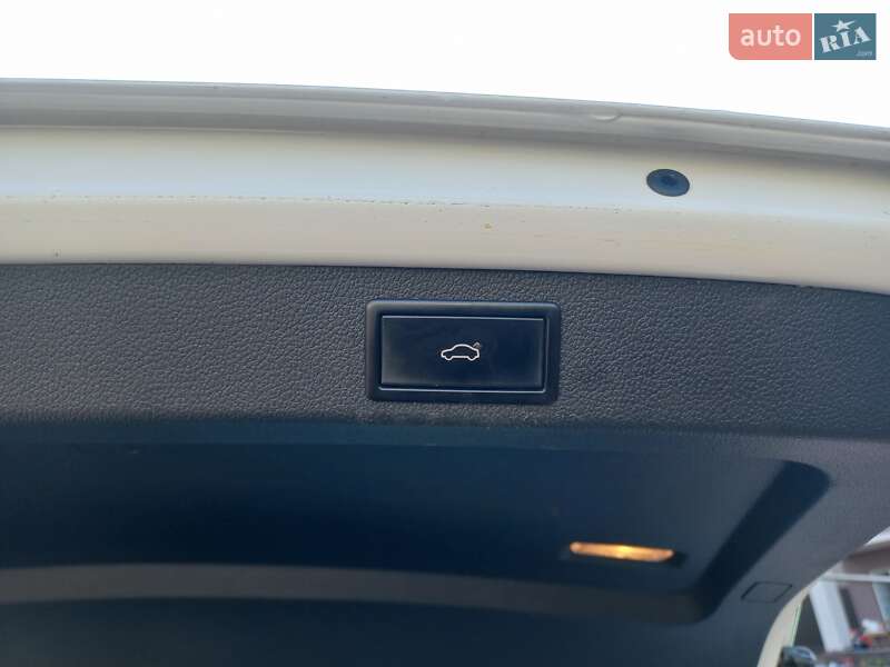 Универсал Skoda Superb 2019 в Днепре