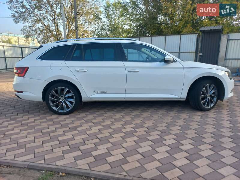 Универсал Skoda Superb 2019 в Днепре