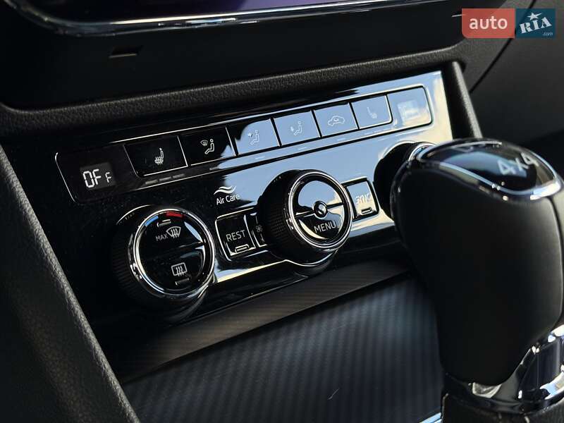 Лифтбек Skoda Superb 2020 в Днепре