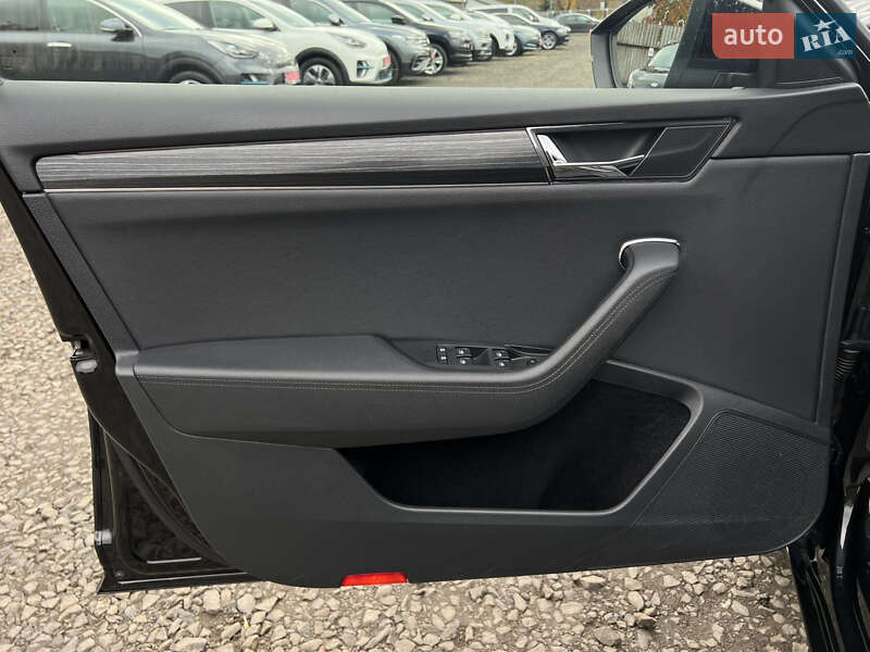 Универсал Skoda Superb 2021 в Луцке