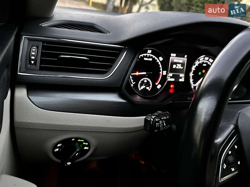 Ліфтбек Skoda Superb 2017 в Хусті фото 72 Ліфтбек Skoda Superb 2017 в Хусті