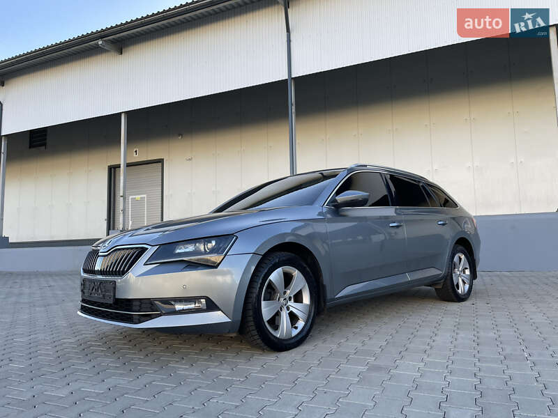 Универсал Skoda Superb 2017 в Мукачево фото Универсал Skoda Superb 2017 в Мукачево