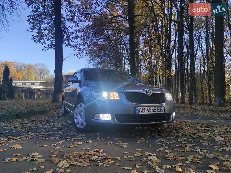 Лифтбек Skoda Superb 2009 в Виннице