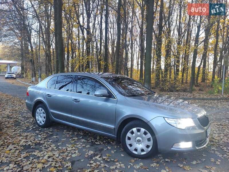 Лифтбек Skoda Superb 2009 в Виннице