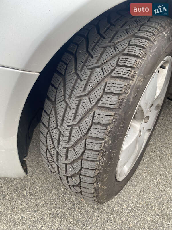 Лифтбек Skoda Superb 2005 в Киеве фото 2 Лифтбек Skoda Superb 2005 в Киеве