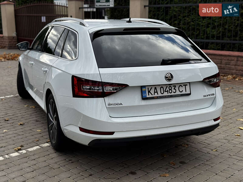 Универсал Skoda Superb 2015 в Василькове