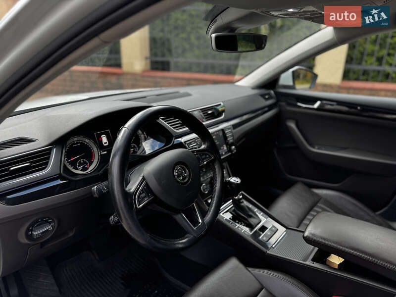 Универсал Skoda Superb 2015 в Василькове