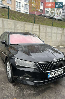 Универсал Skoda Superb 2018 в Ровно