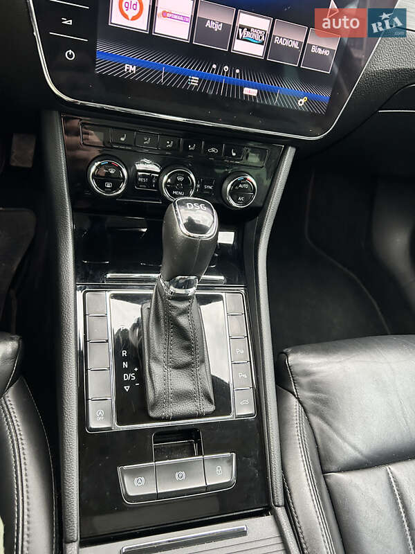 Універсал Skoda Superb 2018 в Рівному