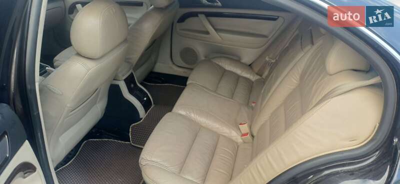 Лифтбек Skoda Superb 2004 в Машевке