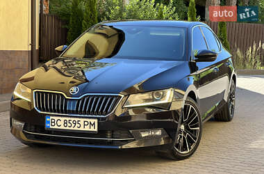Лифтбек Skoda Superb 2017 в Дрогобыче