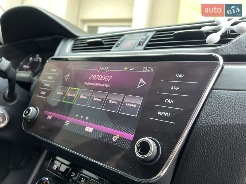 Ліфтбек Skoda Superb 2017 в Дрогобичі