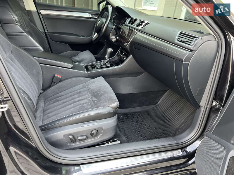 Ліфтбек Skoda Superb 2017 в Дрогобичі