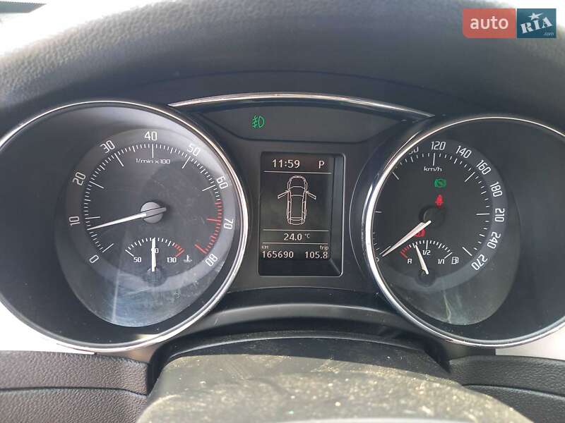 Универсал Skoda Superb 2011 в Черкассах фото 21 Универсал Skoda Superb 2011 в Черкассах