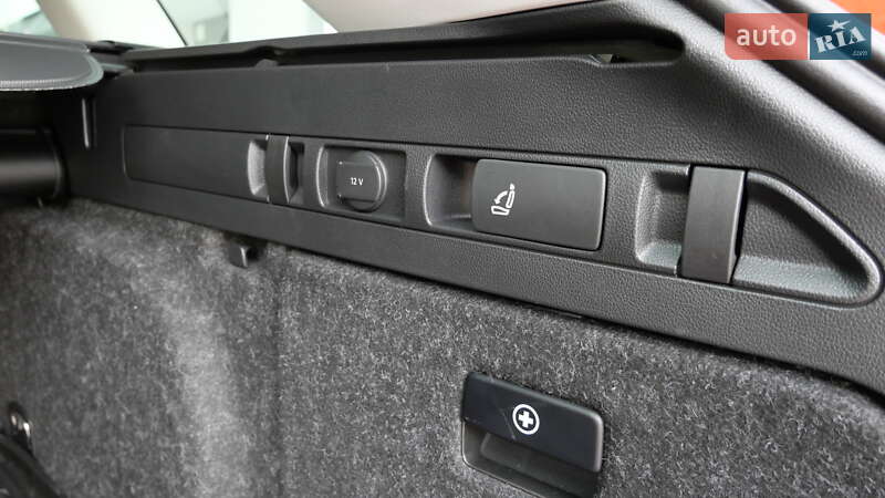 Универсал Skoda Superb 2020 в Львове