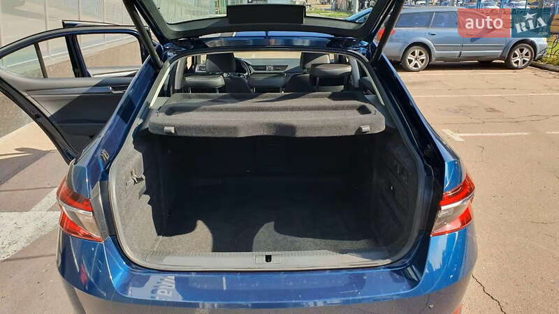 Лифтбек Skoda Superb 2021 в Киеве