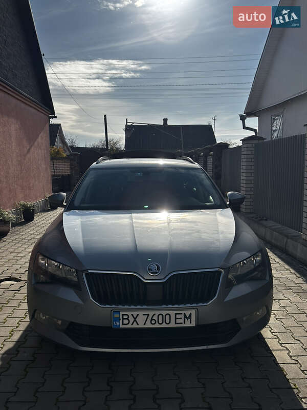 Универсал Skoda Superb 2015 в Шепетовке