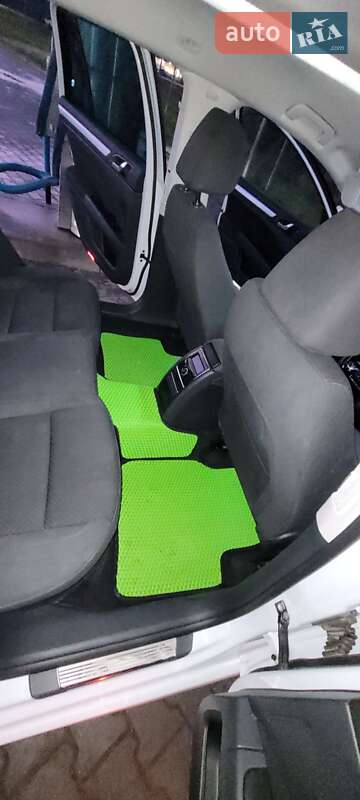 Универсал Skoda Superb 2015 в Львове