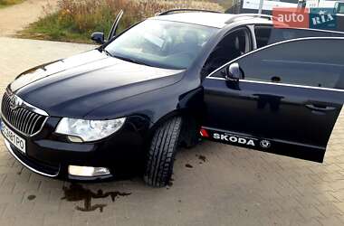 Универсал Skoda Superb 2012 в Львове