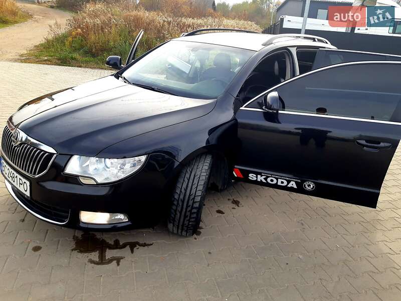 Skoda Superb 2012 Skoda Superb 2012