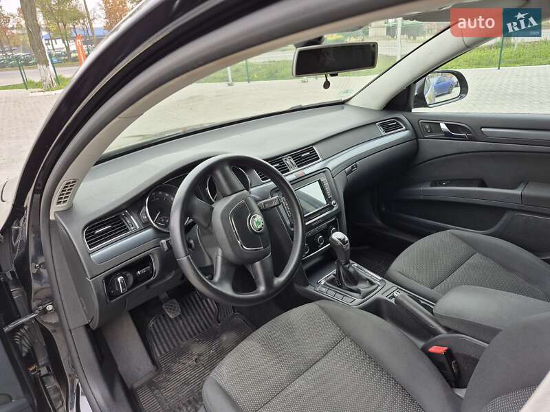 Универсал Skoda Superb 2011 в Кропивницком фото 7 Универсал Skoda Superb 2011 в Кропивницком