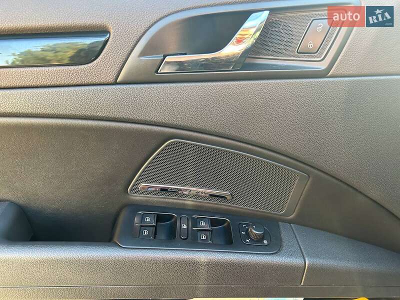 Универсал Skoda Superb 2013 в Киеве