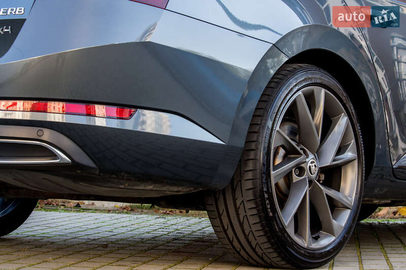 Універсал Skoda Superb 2018 в Львові фото 23 Універсал Skoda Superb 2018 в Львові