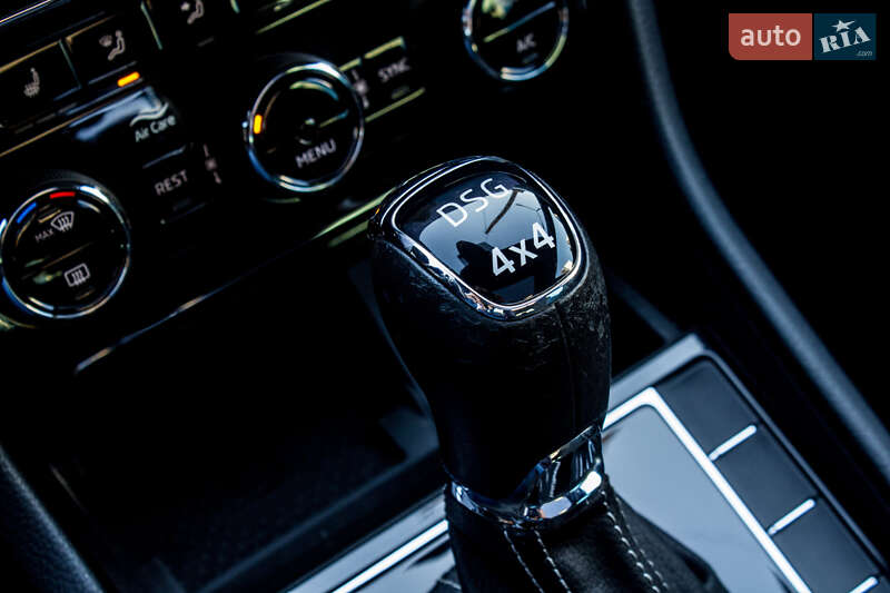 Універсал Skoda Superb 2018 в Львові фото 40 Універсал Skoda Superb 2018 в Львові