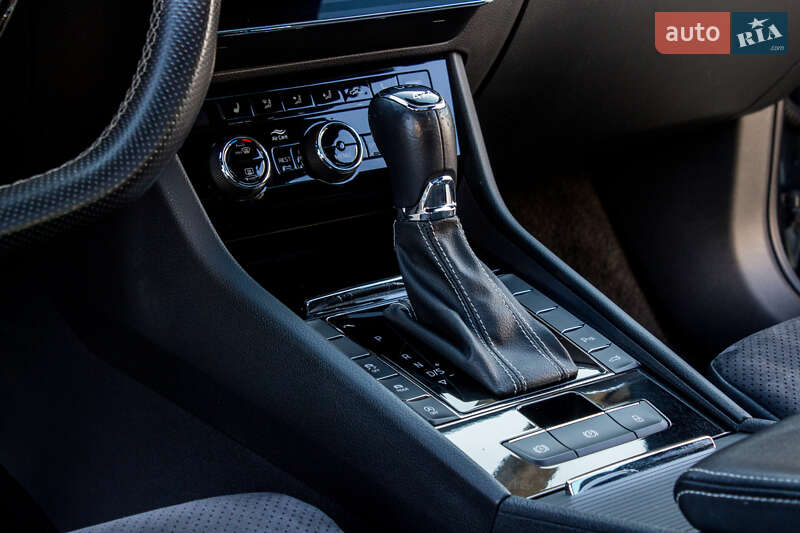 Універсал Skoda Superb 2018 в Львові фото 72 Універсал Skoda Superb 2018 в Львові