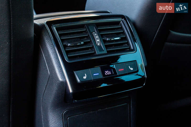 Універсал Skoda Superb 2018 в Львові фото 76 Універсал Skoda Superb 2018 в Львові