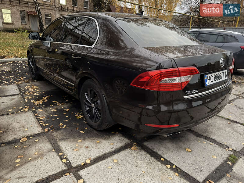 Лифтбек Skoda Superb 2015 в Самборе фото 3 Лифтбек Skoda Superb 2015 в Самборе
