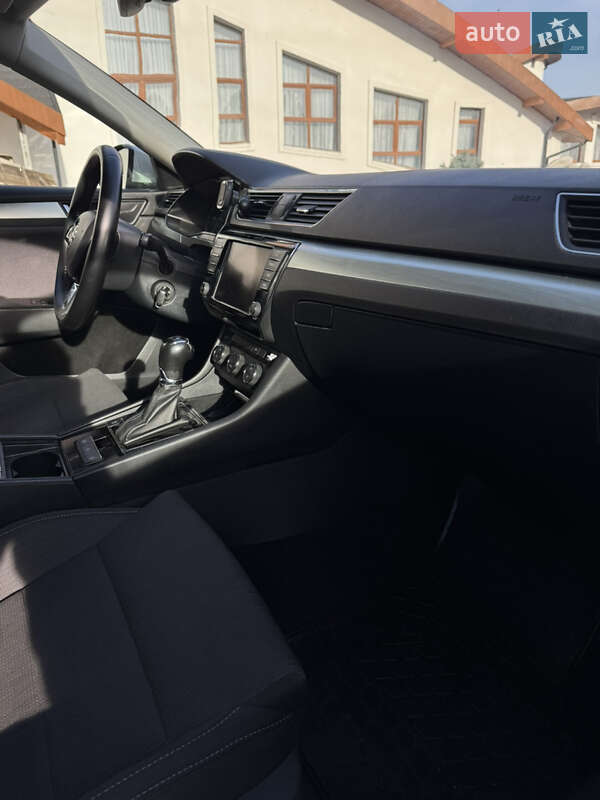 Универсал Skoda Superb 2015 в Стрые фото 15 Универсал Skoda Superb 2015 в Стрые