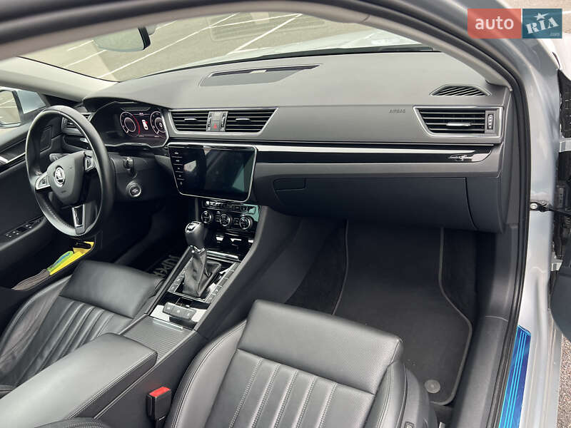 Универсал Skoda Superb 2019 в Киеве