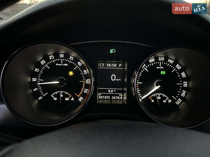 Універсал Skoda Superb 2013 в Сарнах фото 24 Універсал Skoda Superb 2013 в Сарнах