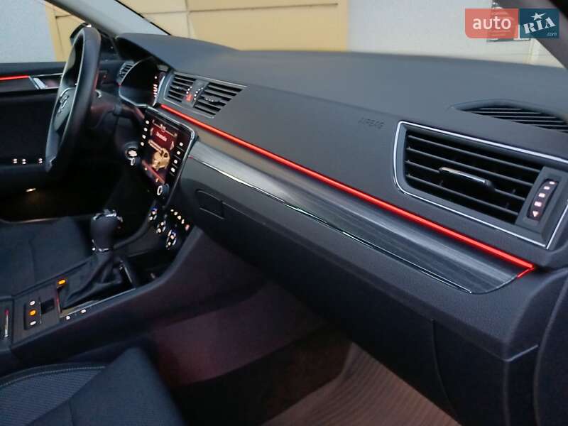 Лифтбек Skoda Superb 2021 в Самборе