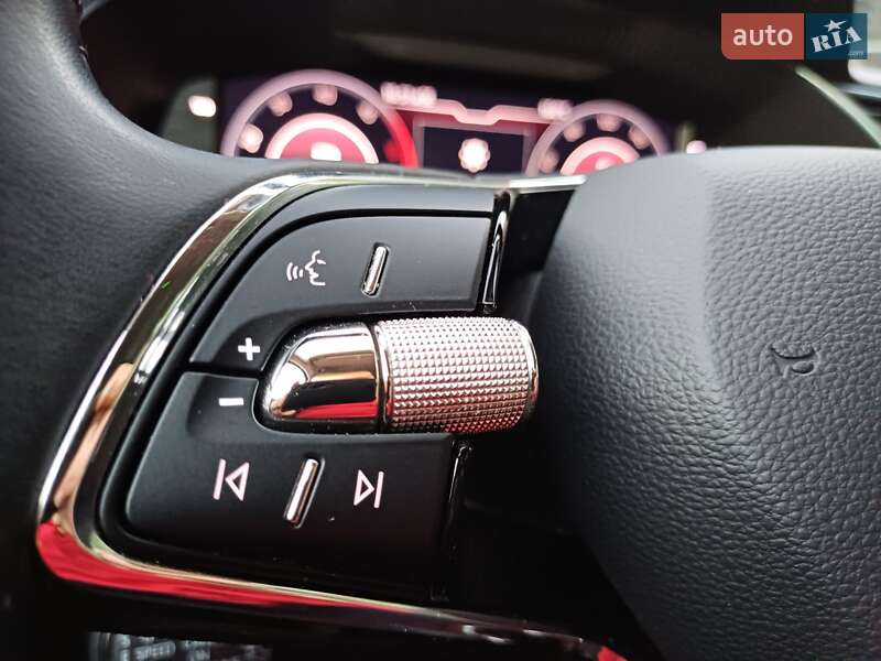 Лифтбек Skoda Superb 2021 в Самборе