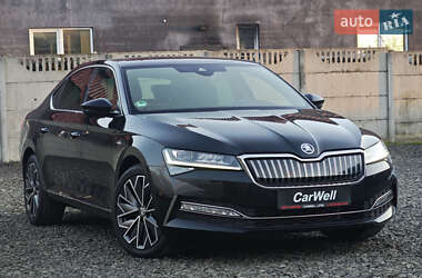 Лифтбек Skoda Superb 2022 в Луцке