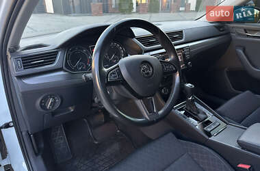 Универсал Skoda Superb 2016 в Умани