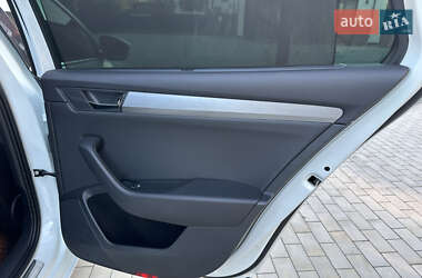 Универсал Skoda Superb 2016 в Умани